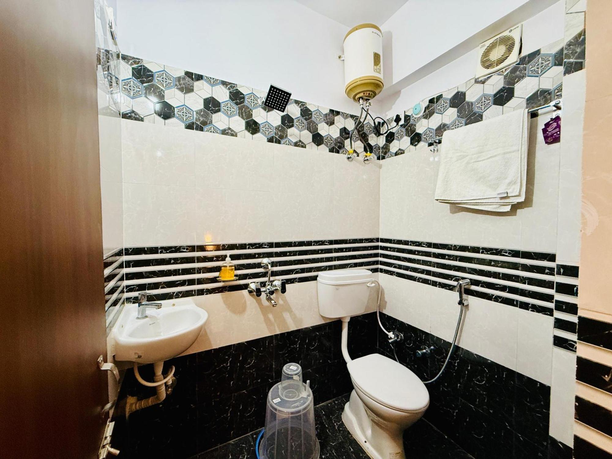 Hotel Golden Crystal Patna  Pokoj fotografie